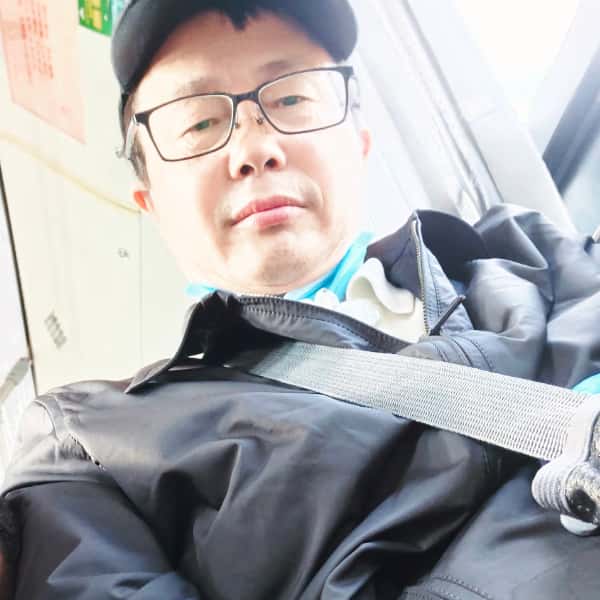 上海56岁单身帅哥真诚找对象-嘉兴征婚相亲网