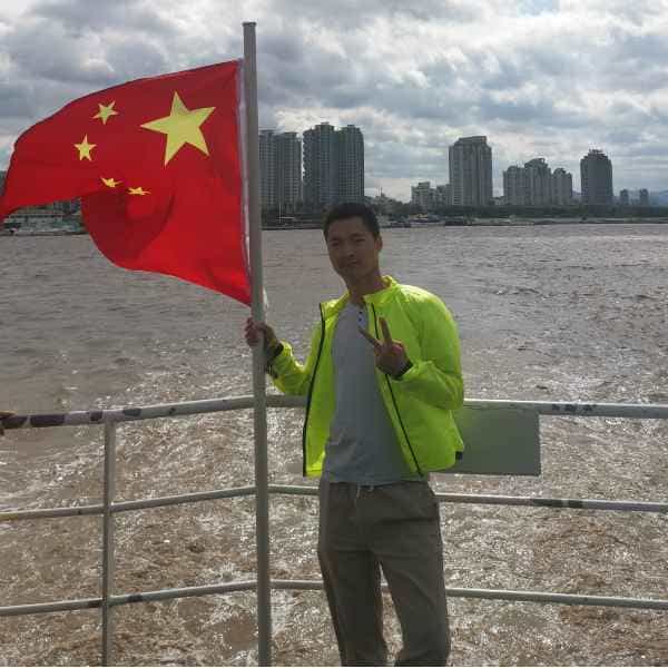 31岁岁浙江单身帅哥 - 嘉兴吉缘网